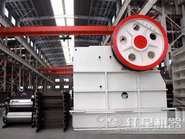 顎式破石機——石料廠的戰(zhàn)斗機，石頭的變形機
