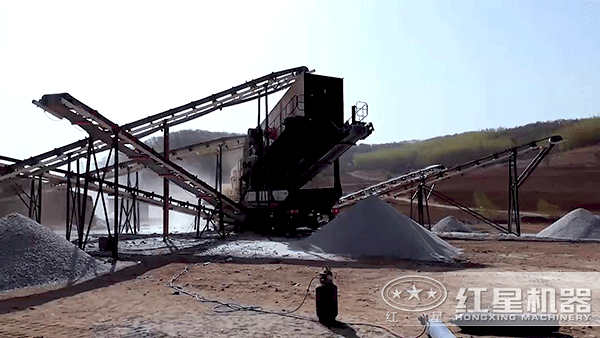 柴油小型流動(dòng)石子破碎機(jī)價(jià)格多少錢？產(chǎn)量是多少？